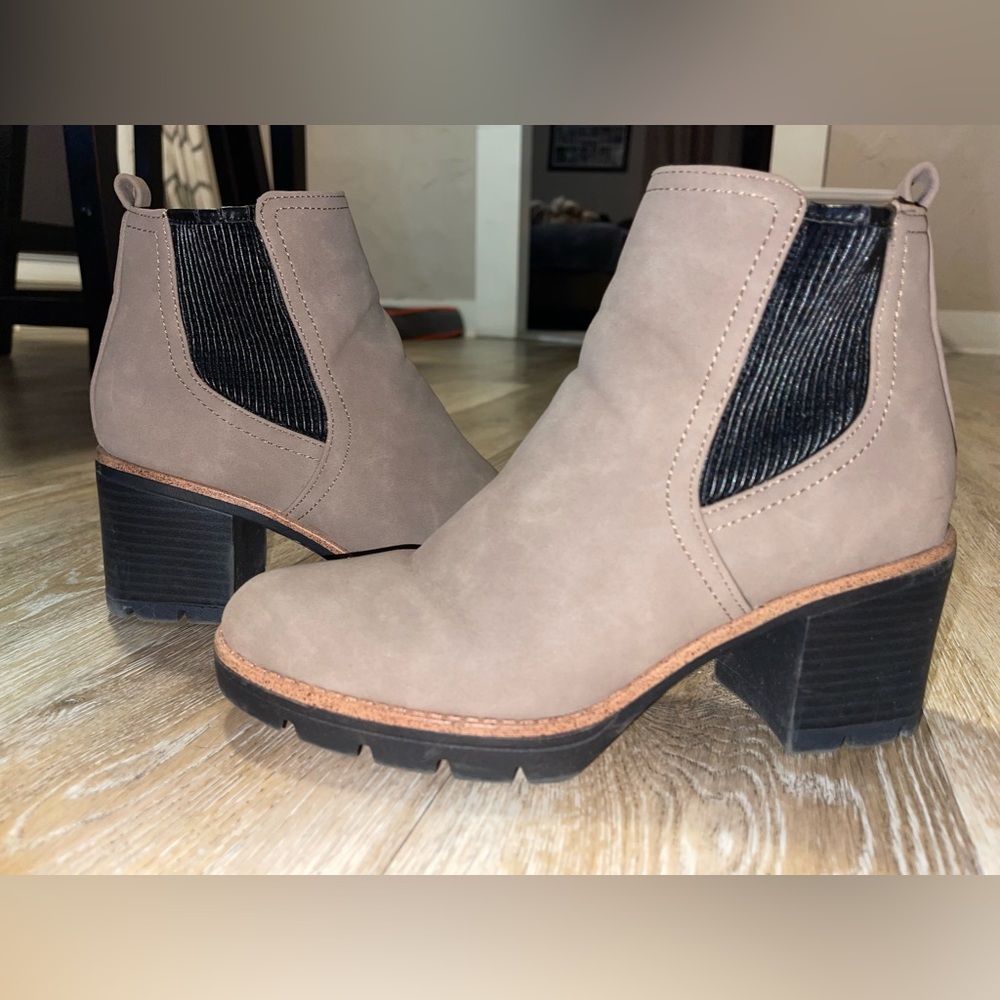 Women’s boots